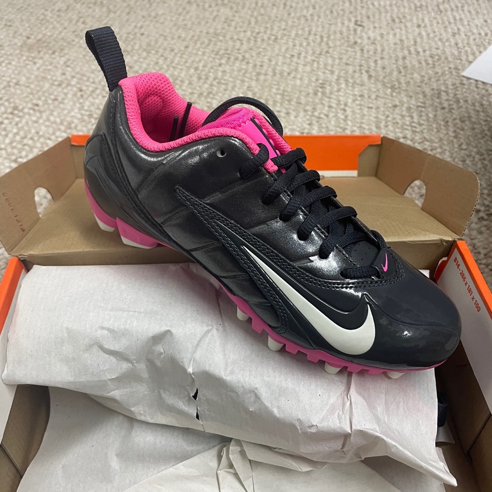 NIB lacrosse cleats